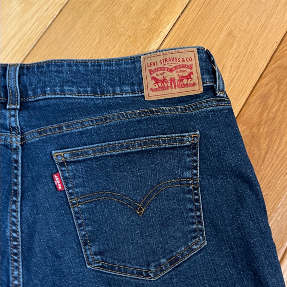 Levi's SuperLow Flare Jeans Size 34x34 - Picture 13 of 16